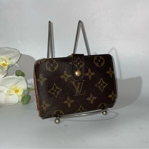 Authentic Louis Vuitton Monogram Kisslock Wallet